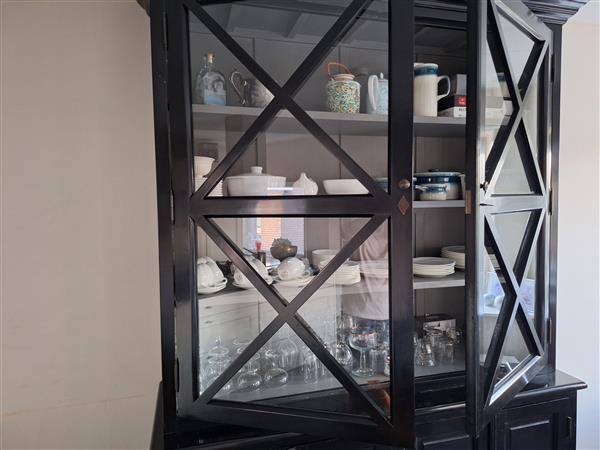 Grote foto grote keukenkast van einchholz huis en inrichting buffetkasten