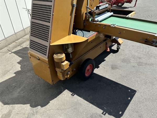 Grote foto javo rotofill trayvulmachine agrarisch tuinbouw