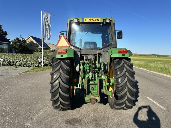Grote foto john deere 6400 agrarisch tractoren