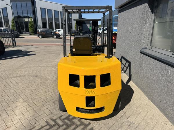Grote foto yale gdp30 triplo 390 freelift sideshift diesel agrarisch heftrucks
