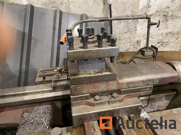 Grote foto metalen draaibank tos doe het zelf en verbouw ijzerwaren en bevestigingsmiddelen