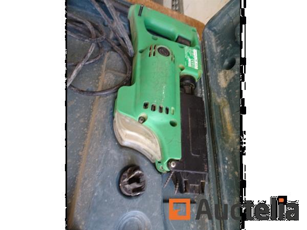 Grote foto hitachi w4yt riemschroevendraaier in zijn koffer doe het zelf en verbouw gereedschappen en machines
