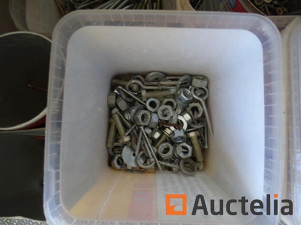 Grote foto diverse bevestigingsmiddelen zie detail doe het zelf en verbouw onderdelen en accessoires