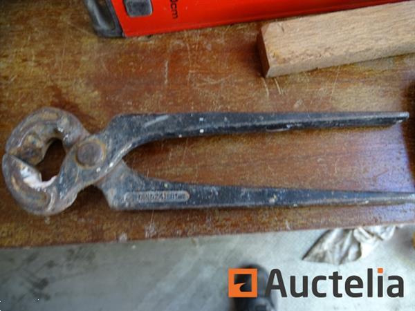 Grote foto diverse hulpmiddelen zie details doe het zelf en verbouw gereedschappen en machines