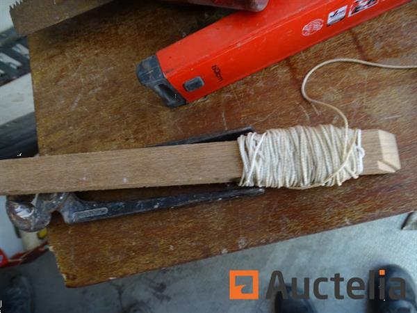 Grote foto diverse hulpmiddelen zie details doe het zelf en verbouw gereedschappen en machines