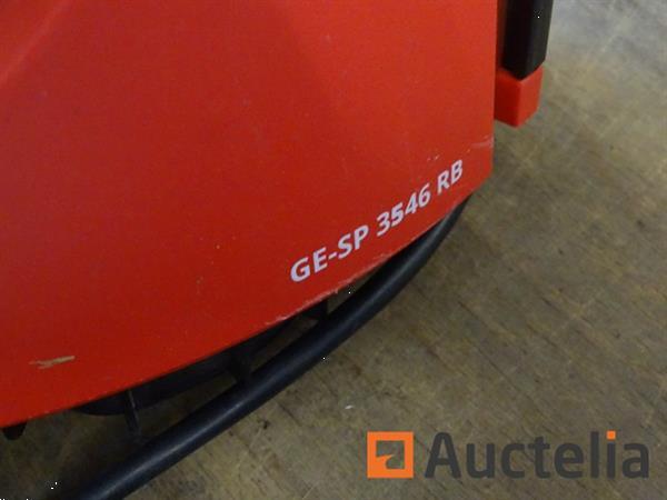 Grote foto regenwateropvangpomp einhell ge sp 3546 rb agrarisch pompen