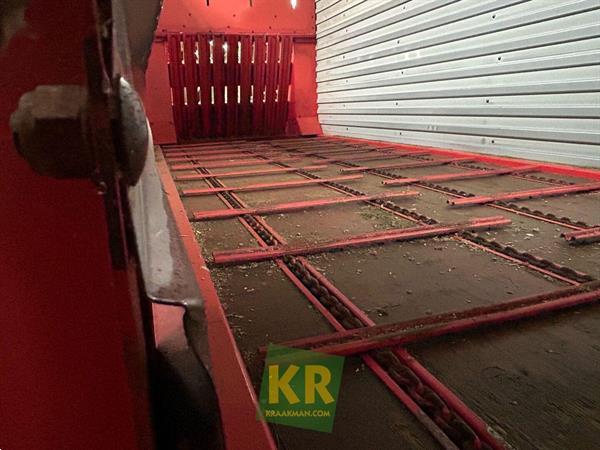 Grote foto taarup 465 693662 agrarisch opraapwagens