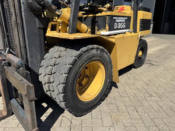 Grote foto daewoo d35s triplo 420 freelift sideshift diesel 1996 agrarisch heftrucks