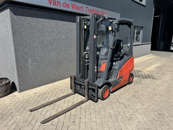 Grote foto linde h16t 01 triplo 460 freelift sideshift 4e functie lpg 2015 agrarisch heftrucks