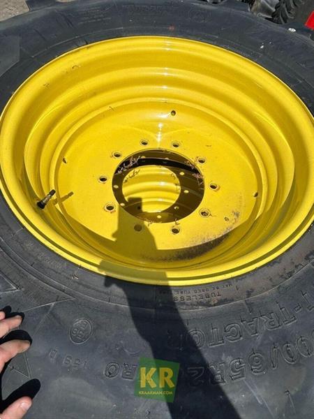 Grote foto bridgestone banden bridgestone 688642 agrarisch wielen