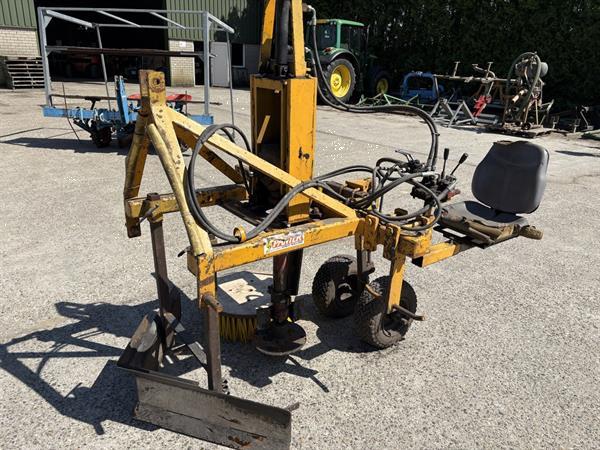 Grote foto moerbedden onderstammen rooier poetser agrarisch oogstmachines