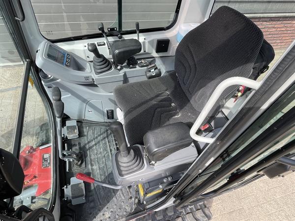 Grote foto takeuchi tb216 minigraver bj 2024 50 uur 425 lease doe het zelf en verbouw kranen en graafmachines