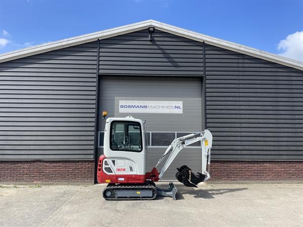Grote foto takeuchi tb216 minigraver bj 2024 50 uur 425 lease doe het zelf en verbouw kranen en graafmachines