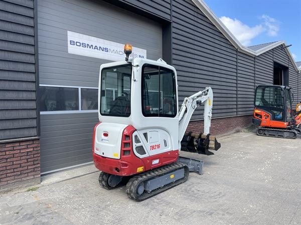 Grote foto takeuchi tb216 minigraver bj 2024 50 uur 425 lease doe het zelf en verbouw kranen en graafmachines
