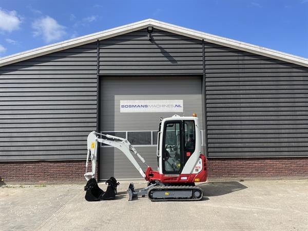 Grote foto takeuchi tb216 minigraver bj 2024 50 uur 425 lease doe het zelf en verbouw kranen en graafmachines
