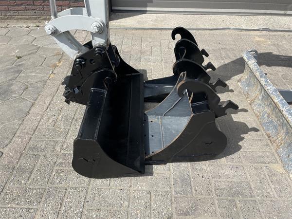 Grote foto takeuchi tb216 minigraver bj 2024 50 uur 425 lease doe het zelf en verbouw kranen en graafmachines