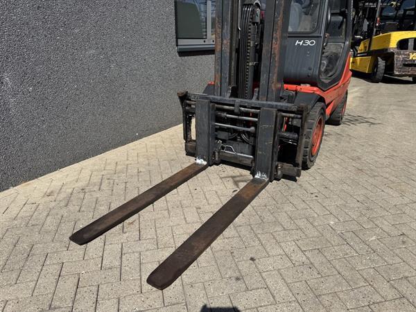 Grote foto linde h30t 03 triplo 530 freelift sideshift vorkversteller lpg 1999 agrarisch heftrucks