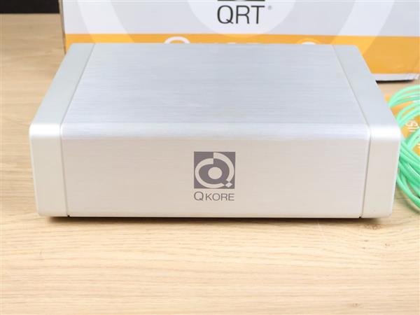 Grote foto qrt quantum qkore 6 highend audio ground unit by nordost audio tv en foto algemeen