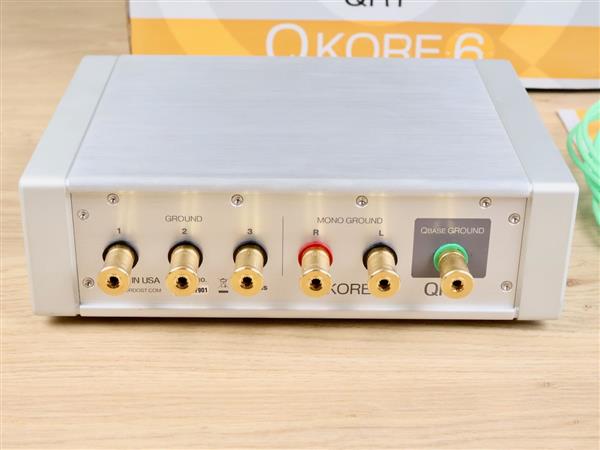 Grote foto qrt quantum qkore 6 highend audio ground unit by nordost audio tv en foto algemeen