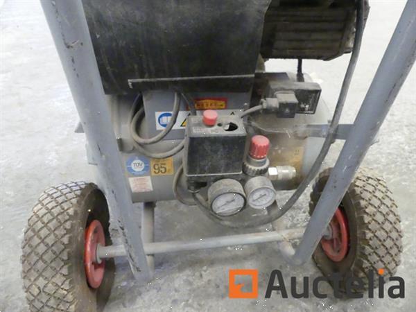 Grote foto compressor en klopboormachine doe het zelf en verbouw compressors