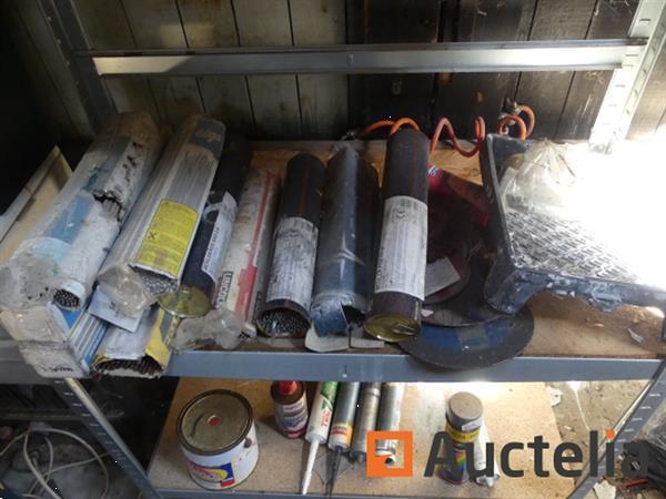 Grote foto 3 planken en inhoud doe het zelf en verbouw hefwerktuigen