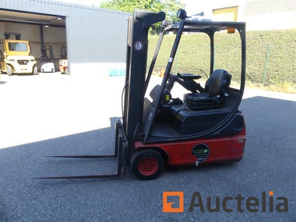 Grote foto fenwick linde elektrische vorkheftruck e 14 02 agrarisch heftrucks