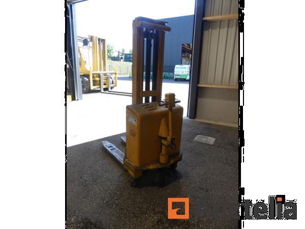 Grote foto sichelschmidt elektrische stapelaar doe het zelf en verbouw hefwerktuigen