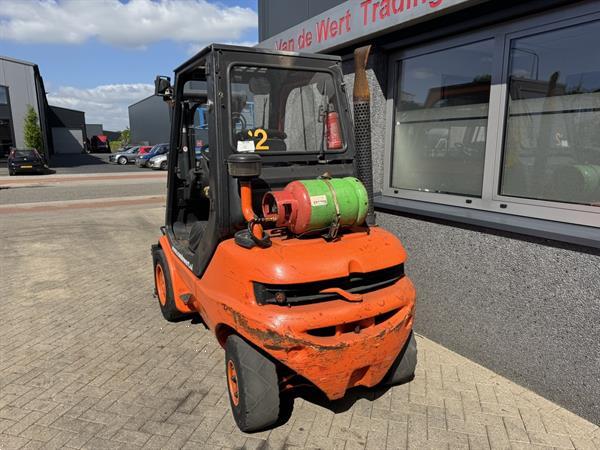 Grote foto linde h30t 03 triplo 430 freelift sideshift vorkversteller lpg 2002 agrarisch heftrucks