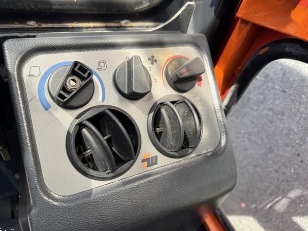 Grote foto linde h30t 03 triplo 430 freelift sideshift vorkversteller lpg 2002 agrarisch heftrucks