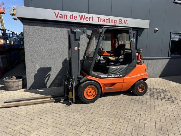 Grote foto linde h30t 03 triplo 430 freelift sideshift vorkversteller lpg 2002 agrarisch heftrucks