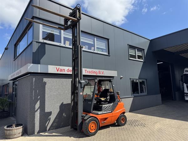 Grote foto linde h30t 03 triplo 430 freelift sideshift vorkversteller lpg 2002 agrarisch heftrucks
