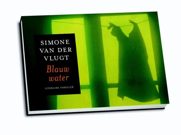 Grote foto blauw water dwarsligger 114 boeken thrillers