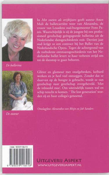 Grote foto met voeten als strijkijzers boeken geschiedenis wereld