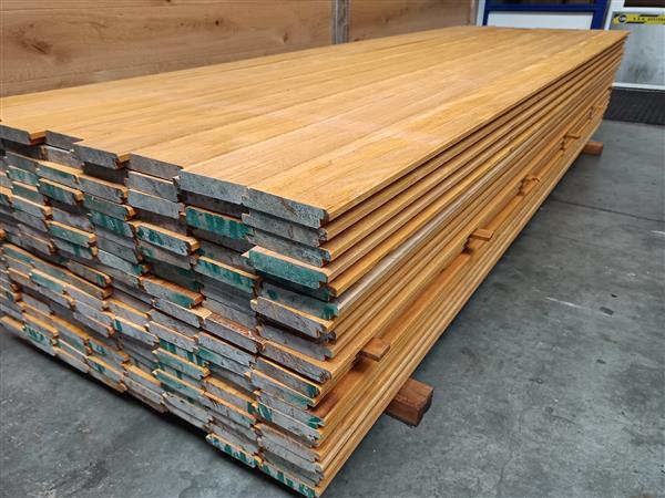 Grote foto 28x125mm bilinga laadvloer truckflooring 425cm doe het zelf en verbouw hout en planken