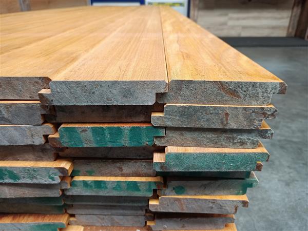 Grote foto 28x125mm bilinga laadvloer truckflooring 425cm doe het zelf en verbouw hout en planken