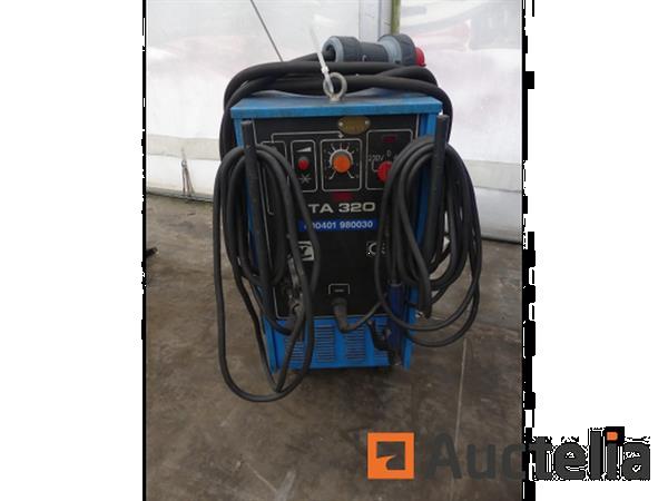 Grote foto arc lasapparaat op wielen commercy ta320 ref 9760 037 doe het zelf en verbouw ijzerwaren en bevestigingsmiddelen