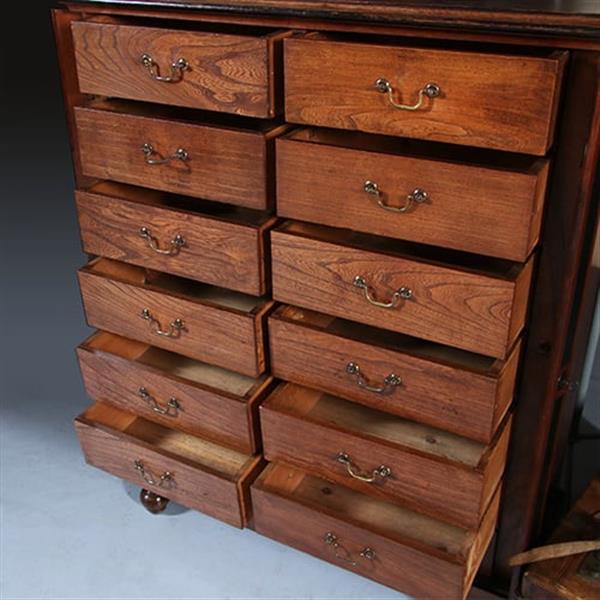 Grote foto jaarkast met 1 extra brede lade en 12 maandladen ca 1890 wellington sluitingen no281405 antiek en kunst stoelen en banken