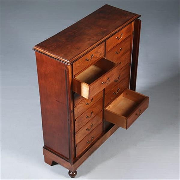 Grote foto jaarkast met 1 extra brede lade en 12 maandladen ca 1890 wellington sluitingen no281405 antiek en kunst stoelen en banken