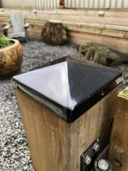 Grote foto paal cover metaal zwart 12 x 12. tuin en terras hekken en schuttingen
