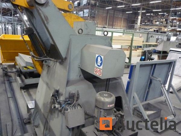Grote foto industri le stempel en snijlijn voor metalen plaat mecasteel doe het zelf en verbouw ijzerwaren en bevestigingsmiddelen
