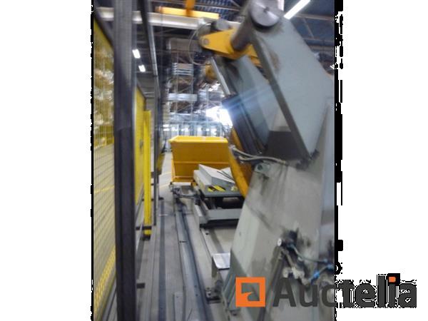 Grote foto industri le stempel en snijlijn voor metalen plaat mecasteel doe het zelf en verbouw ijzerwaren en bevestigingsmiddelen