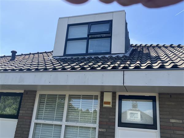 Grote foto schilderwerk gezocht diensten en vakmensen schilders en behangers