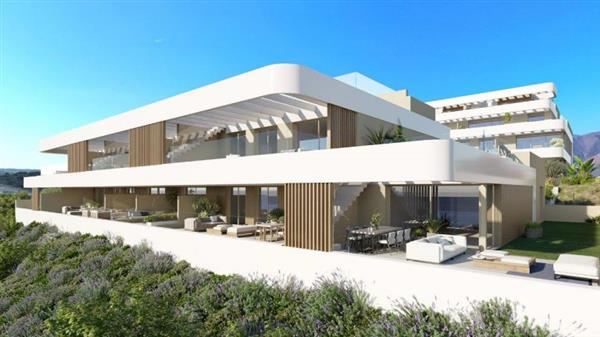 Grote foto uw nieuwe woning in estepona met parking en huizen en kamers nieuw europa