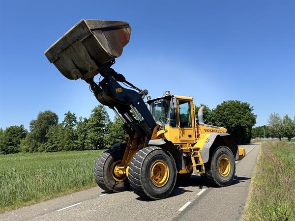 Grote foto volvo l110e shovel wheelloader 2005 9375 hours nice clean agrarisch shovels