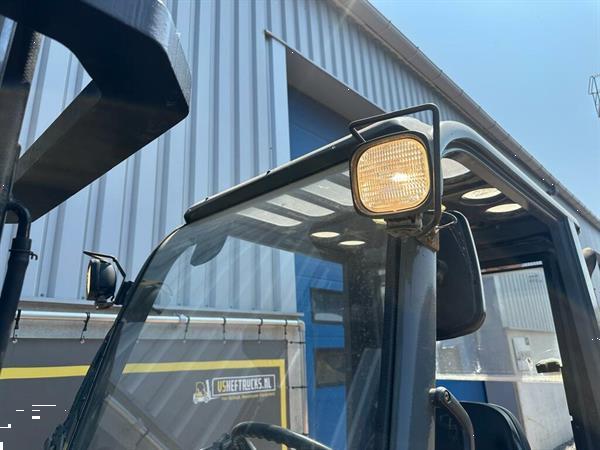 Grote foto vs 22046 triplex diesel heftruck toyota 3 5 ton sideshift freelift agrarisch heftrucks