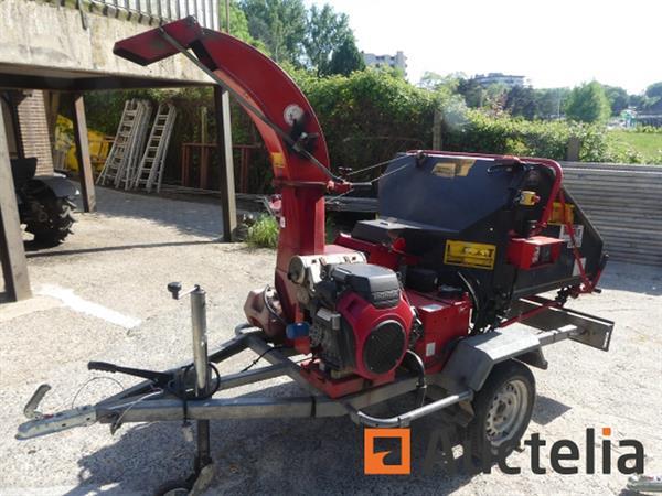 Grote foto bugnot bve 55 getrokken tuinhakselaar tuin en terras overige tuin en terras