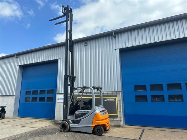 Grote foto vs 22195 elektrische triplex heftruck still rx60 35 bj2019 agrarisch heftrucks