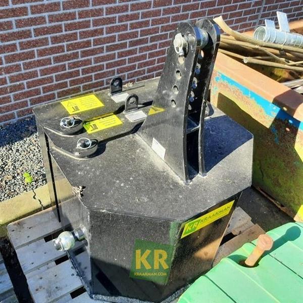 Grote foto lsm frontgewicht 1100 kg 696053 agrarisch tractor toebehoren
