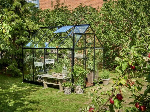 Grote foto tuinkas qube 68 zwart gecoat tuin en terras kassen en kweekspullen