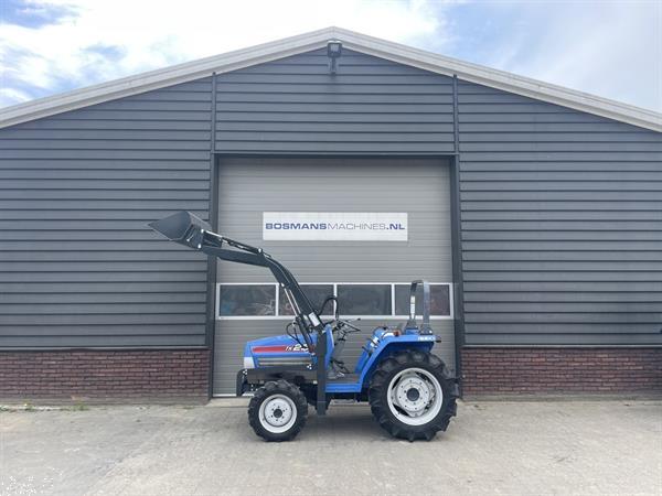 Grote foto iseki geas atk25 4wd 27 pk minitractor met frontlader voorlader agrarisch tractoren